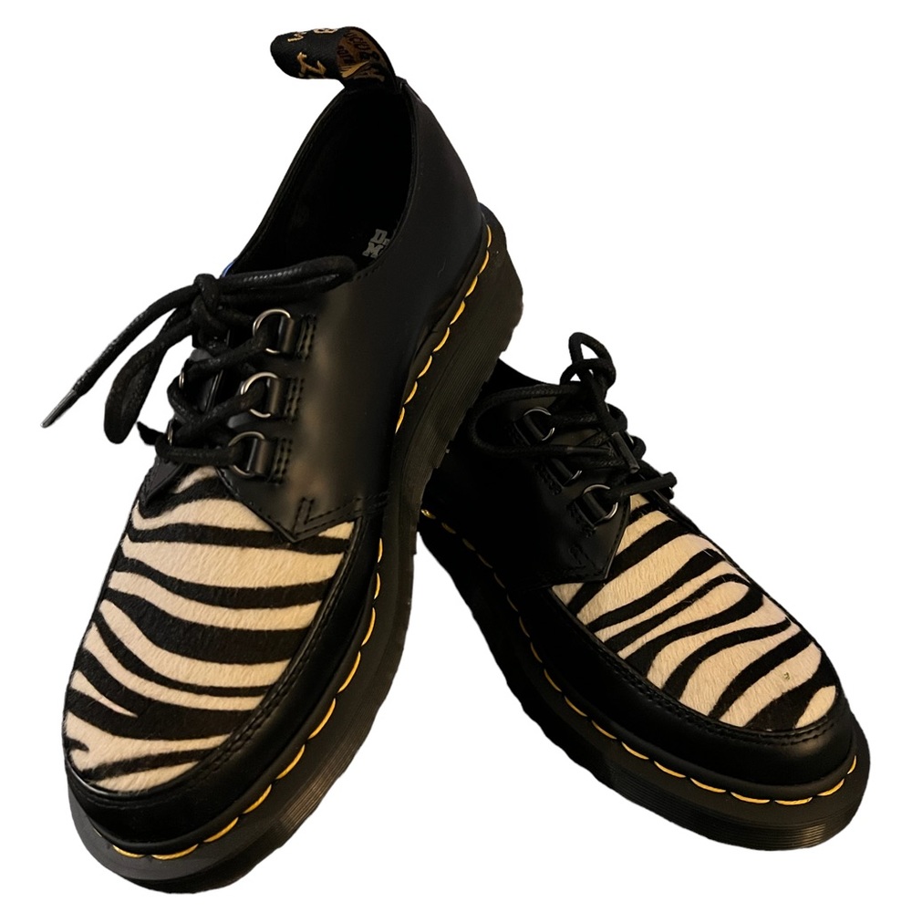 Doc Marten Ramsey Zeb. Size uK 6 / us womens 8/ us mens Eu 39.  Smooth and Hair